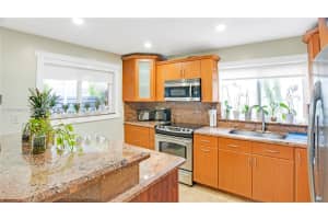 8252 NW 192nd Terrace, Hialeah, FL 33015, Sold 10/03/24