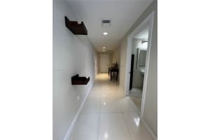 1050 Brickell Ave APT 2818, Miami, FL 33131, Sold 01/17/25