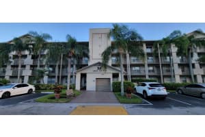 13800 SW 5th Ct, Pembroke Pines, FL 33027, Sold 10/30/24