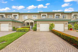 7974 Exeter Blvd W, Tamarac, FL 33321, Sold 09/30/24