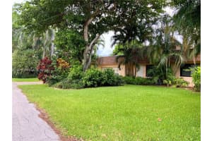 2301 SE 7th Dr, Pompano Beach, FL 33062, Sold 01/15/25