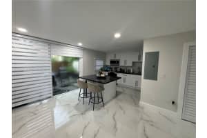 7707 SW 102nd Pl, Miami, FL 33173, Sold 09/05/24