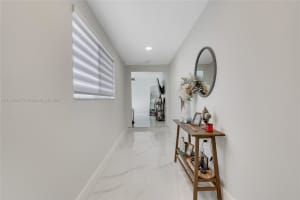 7707 SW 102nd Pl, Miami, FL 33173, Sold 09/05/24