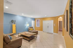 7741 NW 194th Terrace, Hialeah, FL 33015, Sold 12/09/24