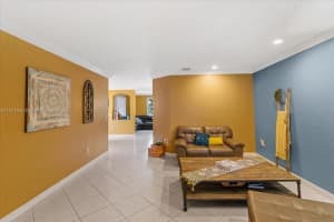 7741 NW 194th Terrace, Hialeah, FL 33015, Sold 12/09/24