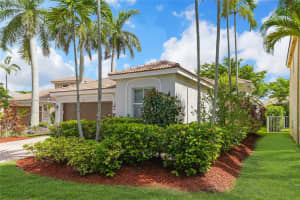 1812 Aspen Ln, Weston, FL 33327, Sold 10/07/24
