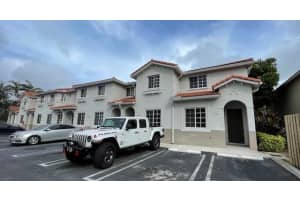 21201 NW 14th Pl APT 818, Miami Gardens, FL 33169, Sold 03/26/25