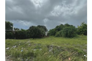 2136 Nw 7th St Fort Lauderdale, FL 33311 - MLS#A11632006