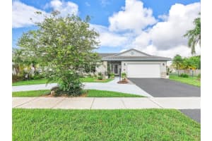 5050 Hawkes Bluff Ave, Davie, FL 33331, Sold 03/04/25