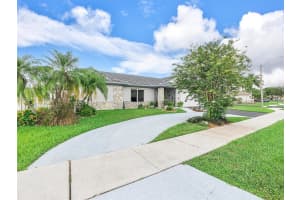 5050 Hawkes Bluff Ave, Davie, FL 33331, Sold 03/04/25