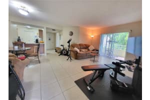 10765 SW 108th Ave APT 207, Miami, FL 33176, Sold 11/01/24