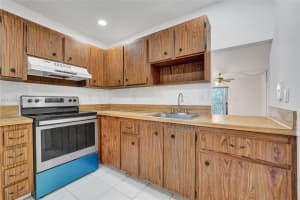 7541 Nw 16th St 1310, Plantation