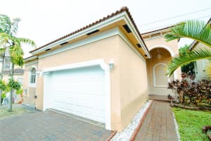 4130 NE 22nd St, Homestead, FL 33033, Sold 09/27/24