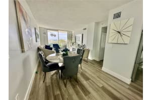 5091 NW 7th St APT 701, Miami, FL 33126, Sold 10/17/24