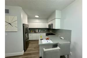 5091 NW 7th St APT 701, Miami, FL 33126, Sold 10/17/24