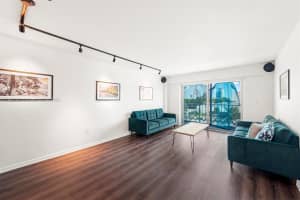 1025 Alton Rd APT 605, Miami Beach, FL 33139, Sold 12/12/24