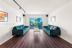 1025 Alton Rd APT 605, Miami Beach, FL 33139, Sold 12/12/24