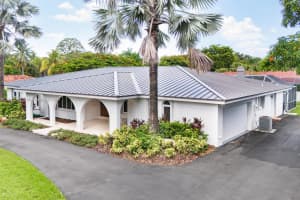 7520 SW 112th St, Pinecrest, FL 33156, Sold 09/24/24