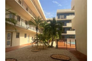 1470 W 41st St APT 402, Hialeah, FL 33012, Sold 10/16/24