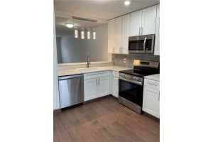 6752 Sienna Club Dr, Lauderhill, FL 33319, Sold 09/17/24