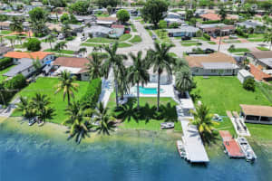 7950 NW 185th St, Hialeah, FL 33015, Sold 03/05/25