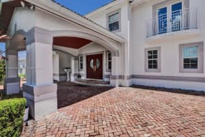 7950 NW 185th St, Hialeah, FL 33015, Sold 03/05/25