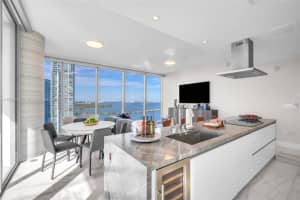 700 Ne 26th Ter 2906, Miami