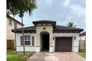 2365 NE 4th St, Homestead, FL 33033, Sold 01/23/25