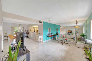 8401 SW 107th Ave APT 204E, Miami, FL 33173, Sold 10/18/24
