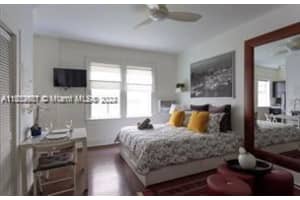 1611 Michigan Ave APT 5, Miami Beach, FL 33139, - MLS#A11632681