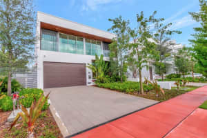 1051 W 48th St, Miami Beach, FL 33140, Sold 10/22/24