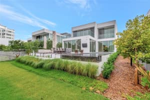 1051 W 48th St, Miami Beach, FL 33140, Sold 10/22/24