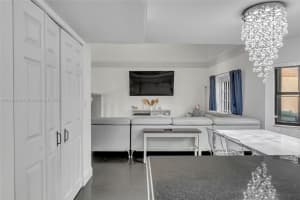 942 SW 112th Ter #5, Pembroke Pines, FL 33025, Sold 01/17/25