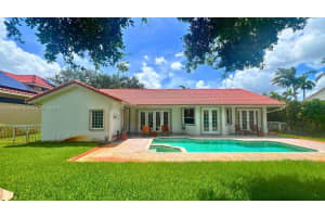 701 Laurel Ln, Pembroke Pines, FL 33027, Sold 12/05/24
