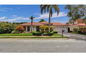 701 Laurel Ln, Pembroke Pines, FL 33027, Sold 12/05/24