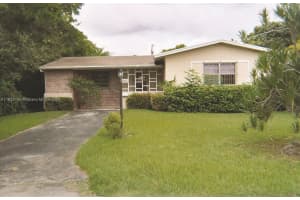 6621 SW 77th Terrace, South Miami, FL 33143, Sold 11/18/24