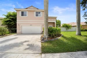 427 SW 191st Terrace, Pembroke Pines, FL 33029, Sold 02/25/25