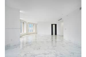 901 Brickell Key Blvd APT 2904, Miami, FL 33131, Sold 01/10/25
