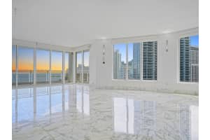 901 Brickell Key Blvd APT 2904, Miami, FL 33131, Sold 01/10/25