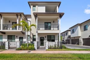 8369 NW 43rd St, Doral, FL 33166, Sold 10/24/24