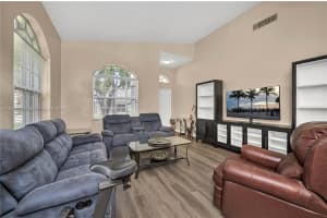 529 NW 157th Ave, Pembroke Pines, FL 33028, Sold 12/03/24