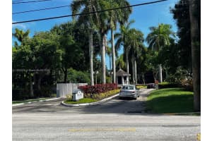 106 Royal Pk Dr, Oakland Park, FL 33309, Sold 10/30/24