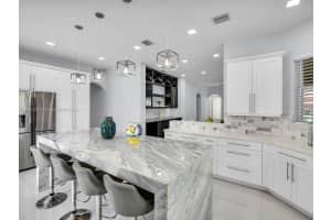 8886 NW 184th St, Hialeah, FL 33018, Sold 10/11/24