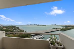 7904 West Dr, North Bay Village, FL 33141, Sold 04/29/25