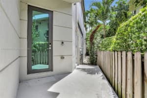 314 SE 15th Ave, Fort Lauderdale, FL 33301, Sold 09/20/24