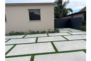 251 E 15th St, Hialeah, FL 33010, Sold 06/17/25
