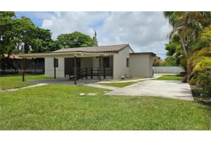 7625 SW 18th St, Miami, FL 33155, Sold 01/21/25