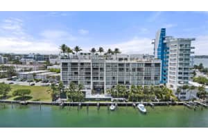 10201 W Bay Harbor Dr, Bay Harbor Islands, FL 33154, Sold 01/31/25