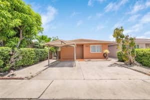 1317 W 42nd Pl, Hialeah, FL 33012, Sold 09/17/24