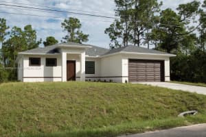 2508 33rd St SW, Lehigh Acres, FL 33976, Sold 12/12/24